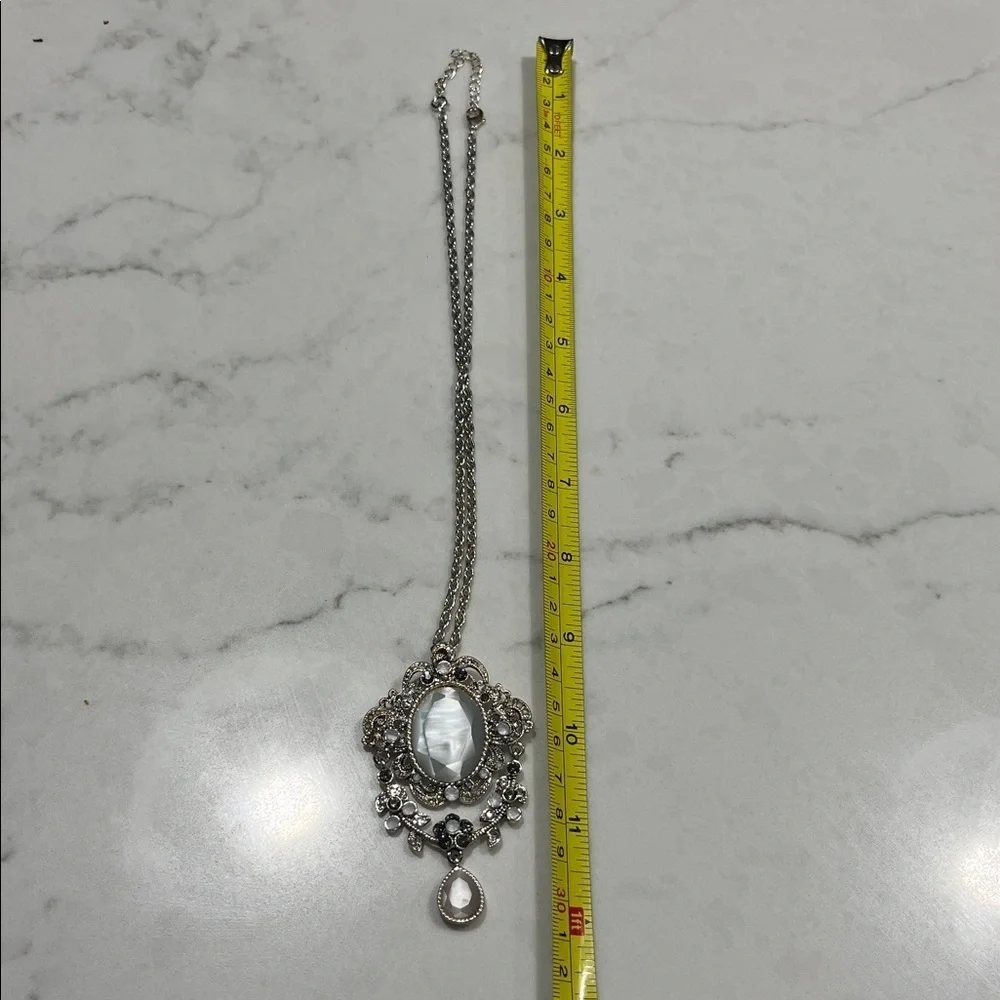 AVON vintage Avon pendant necklace - Picture 4 of 4